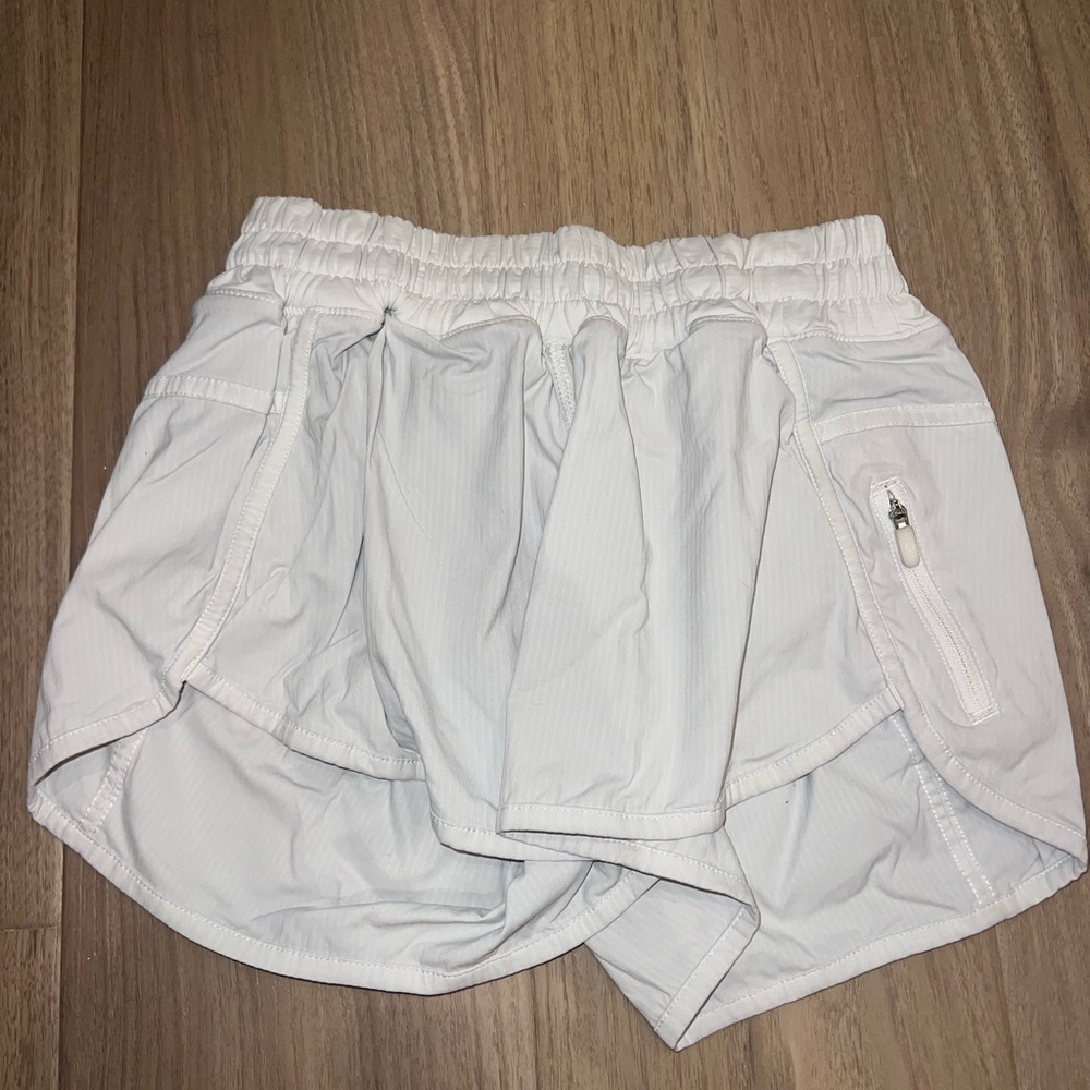 Lululemon Athletica White Athletic Shorts with Elastic Waistband